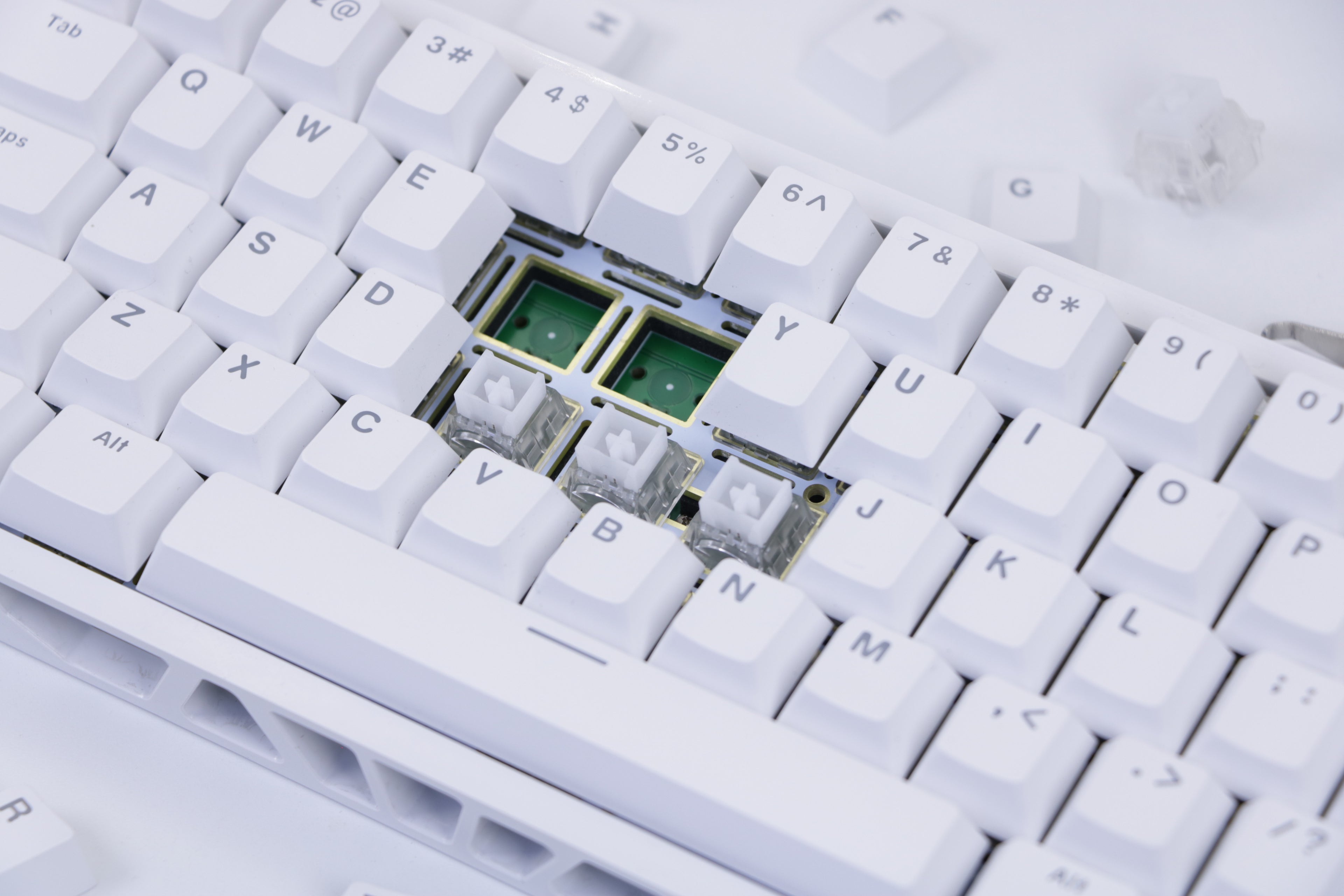NC61 Magnetic Shaft Single-Mode Mechanical Keyboard