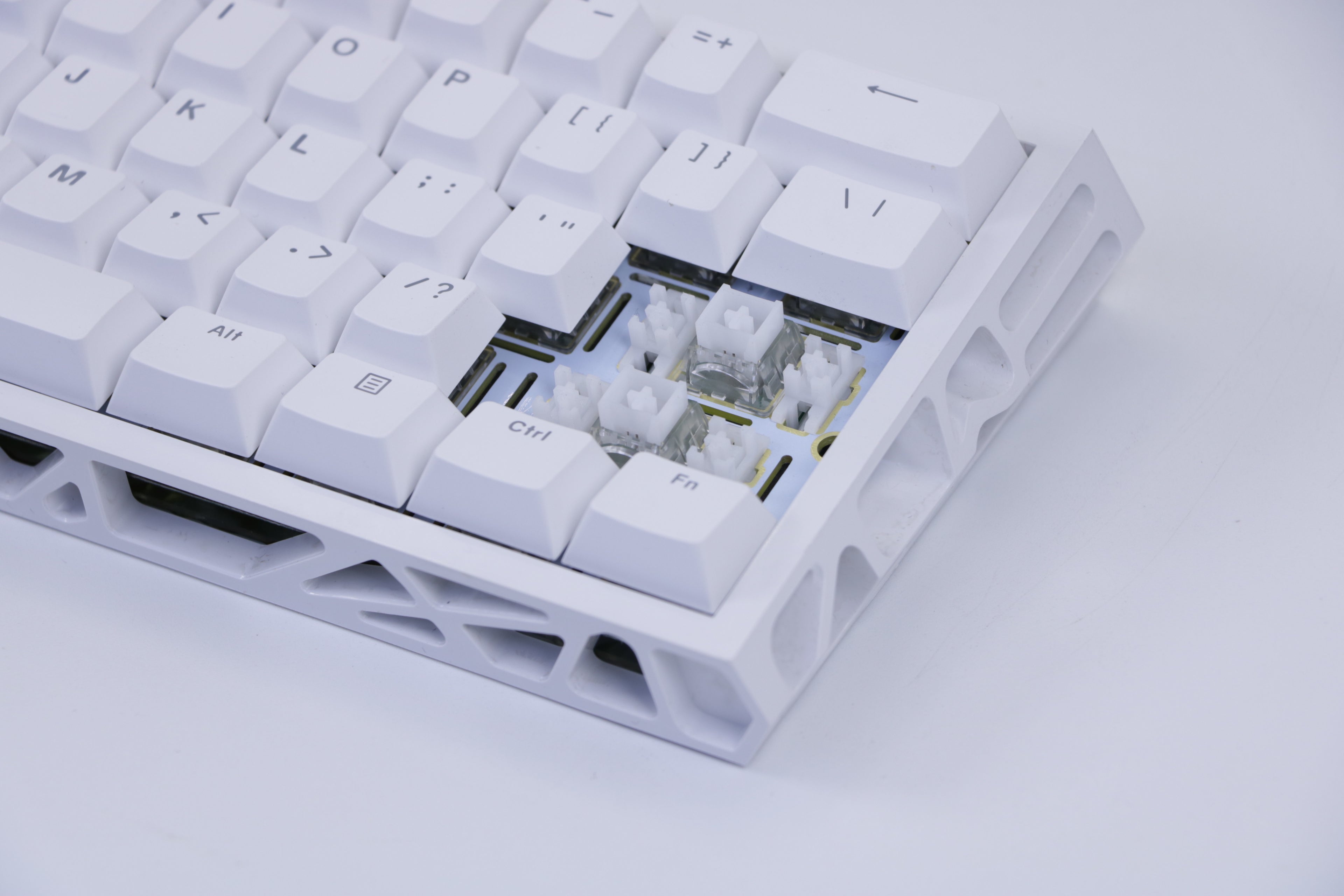 NC61 Magnetic Shaft Single-Mode Mechanical Keyboard