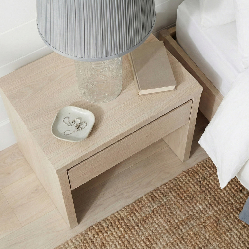 High Quality Hotel European Modern Bed Side Nightstand Decorative Led Table Desk