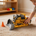 9 Channel 2.4GHz RC Heavy Duty Alloy Bulldozer With Metal Blade, Rechargeable Ba